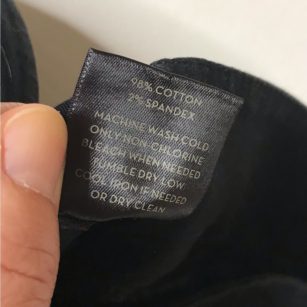 Ann Taylor Factory Cropped Black Pants - Picture 3 of 11